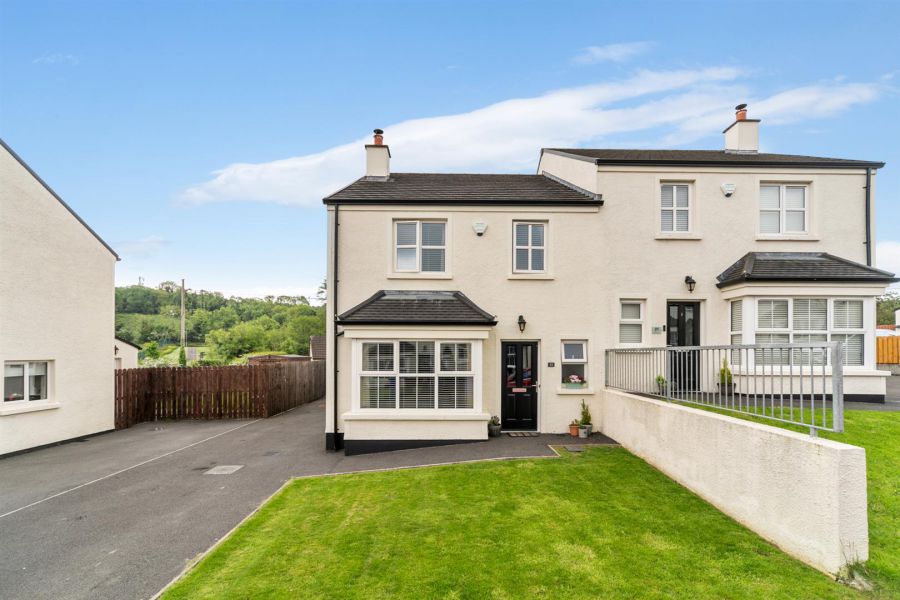 21 Weavers Way, ballynahinch, BT24 8ZA