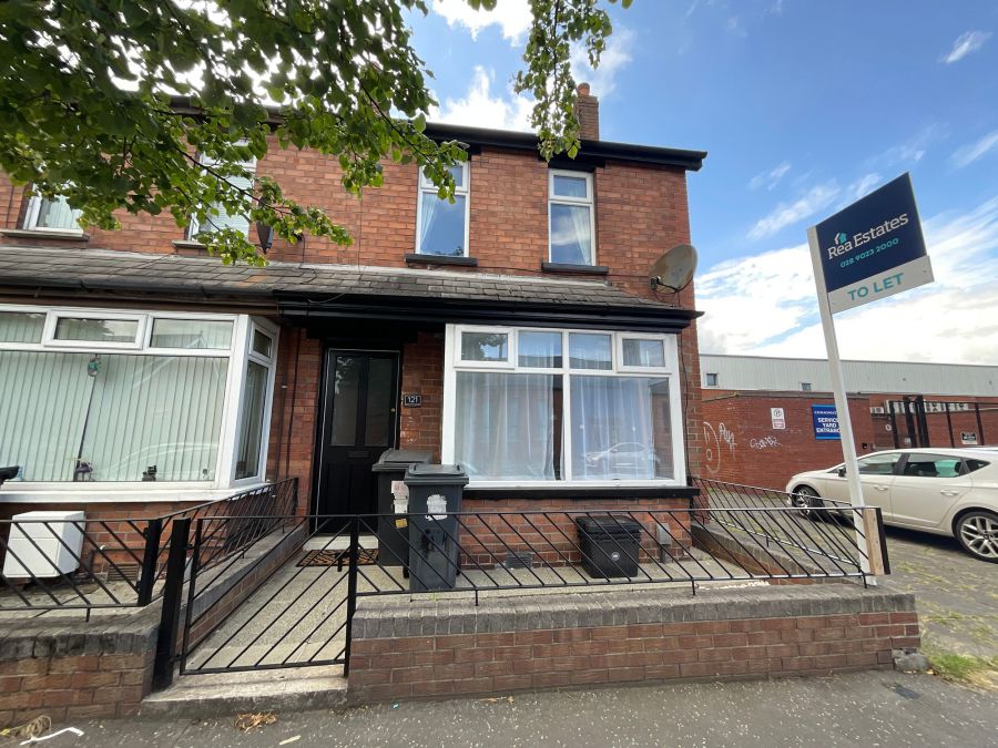 121 Bloomfield Avenue, beersbridge, belfast, BT5 5AB