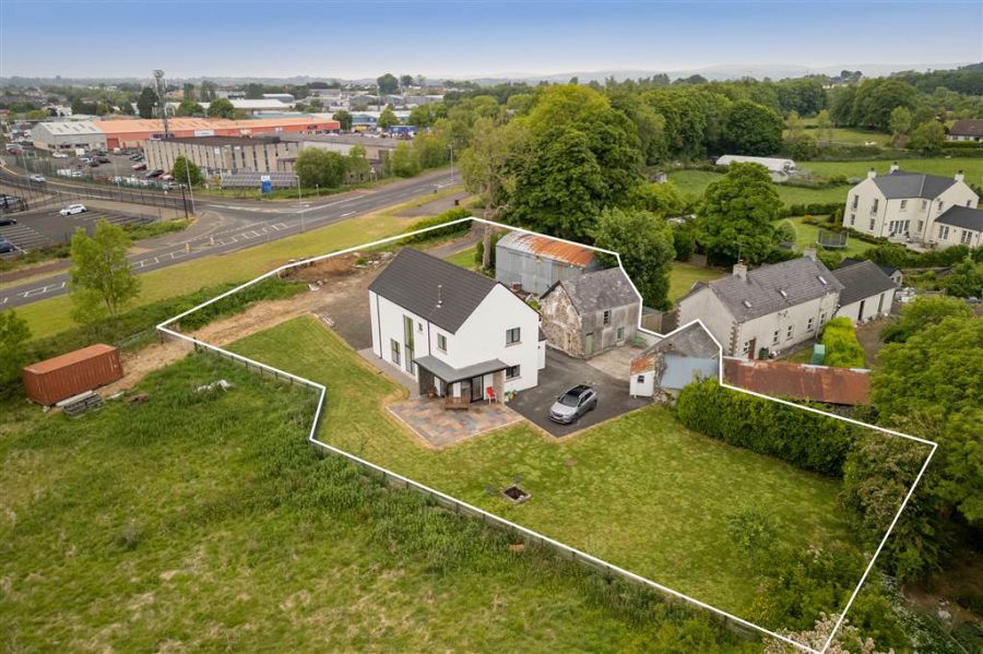 10 Ballee Road East, ballymena, BT42 3HG