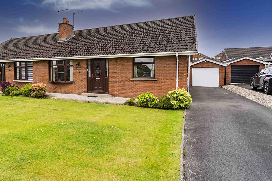 6 West Park, lisburn, BT28 2BQ