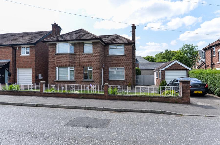 2a, Clonallon Gardens, belfast, county antrim, BT4 2BY