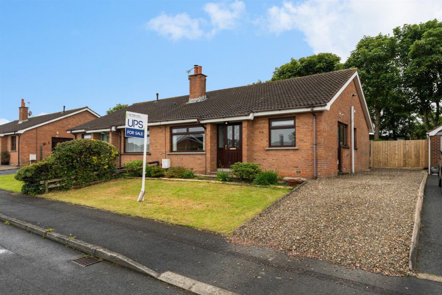 12 Erindee Gardens, donaghadee, BT21 0NT
