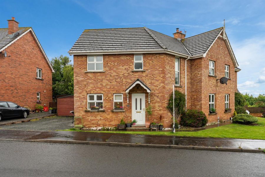 30 Demesne Avenue, ballywalter, newtownards, BT22 2UD