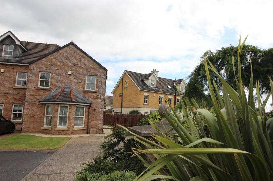 18 Ballantine Gardens, lisburn, county down, BT27 5FB