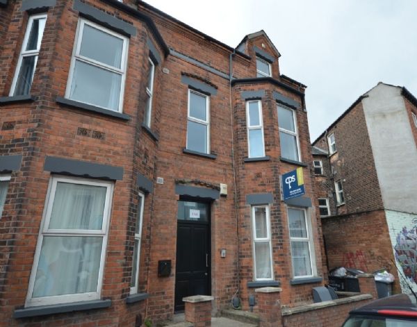 Apt 2, 110 Wellesley Avenue, belfast, BT9 6DH