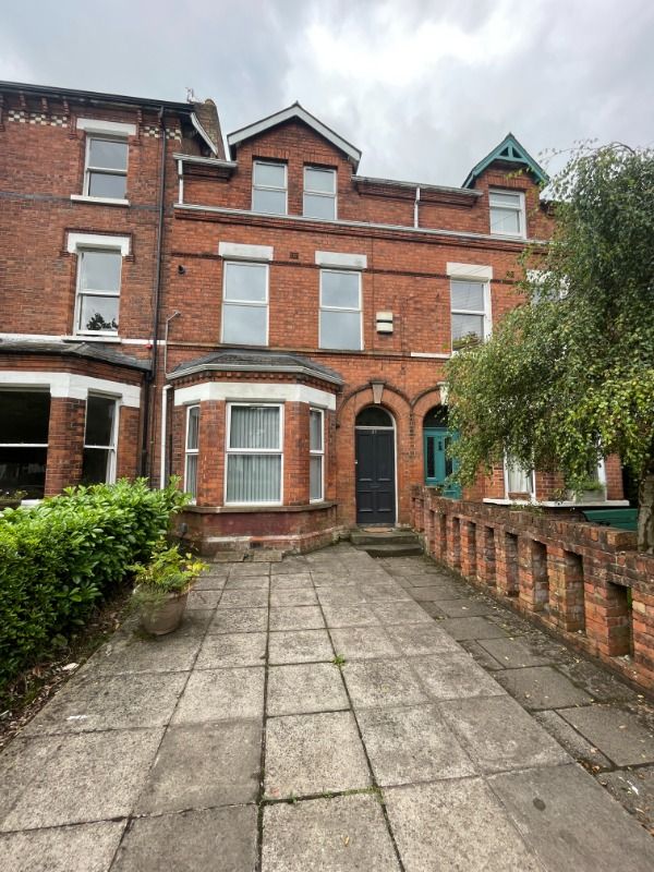 37 South Parade Unit 2, belfast, BT7 2GL