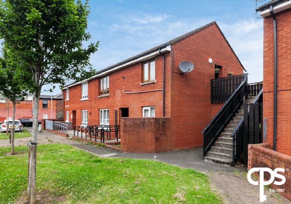 13b Blakeley Terrace, belfast, BT12 5HR