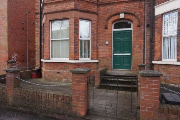 Apartment 3, 87 Eglantine Avenue, belfast, BT9 6EW
