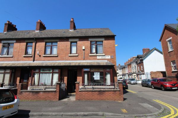 1 Meadowbank Place, belfast, BT9 7FE