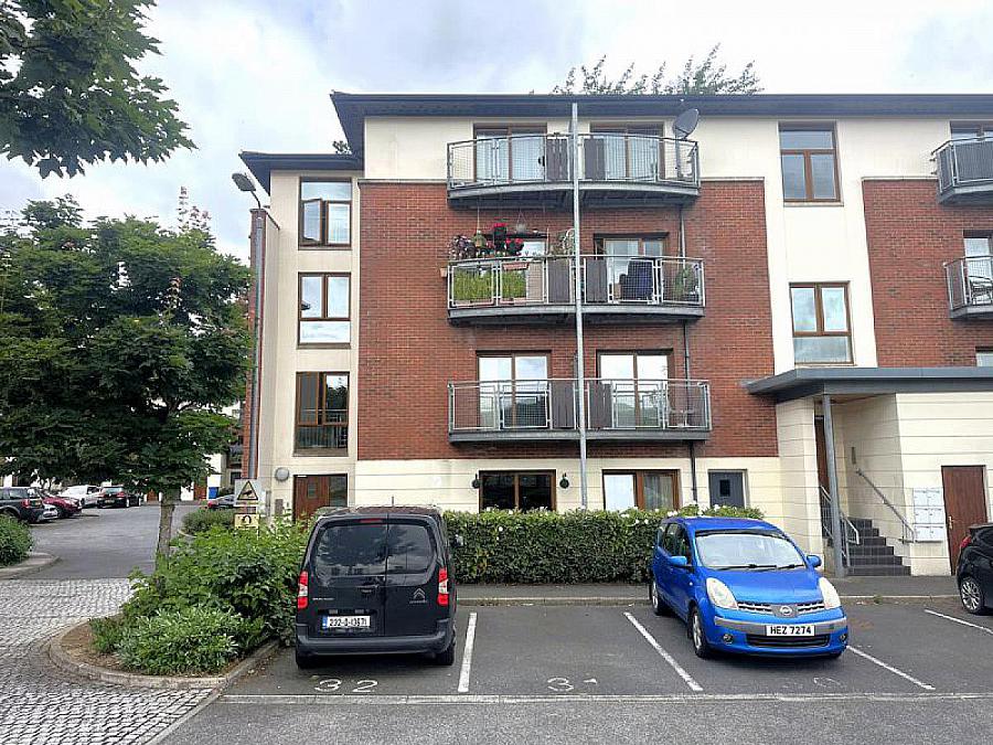 17 Cois Locha, newry, BT35 8WE