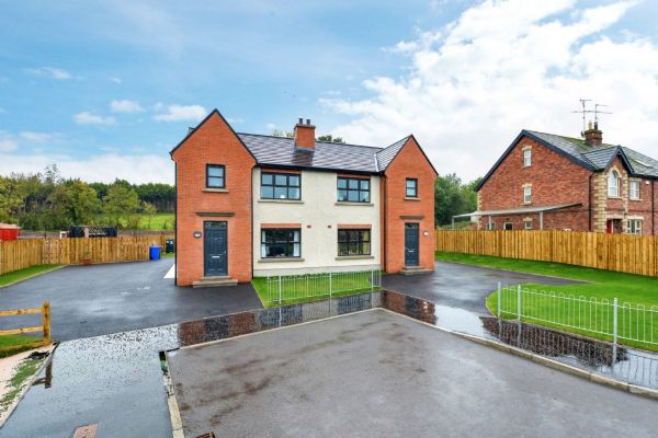 113 Loughmuck Meadows, Fintona, omagh, BT78 2FF