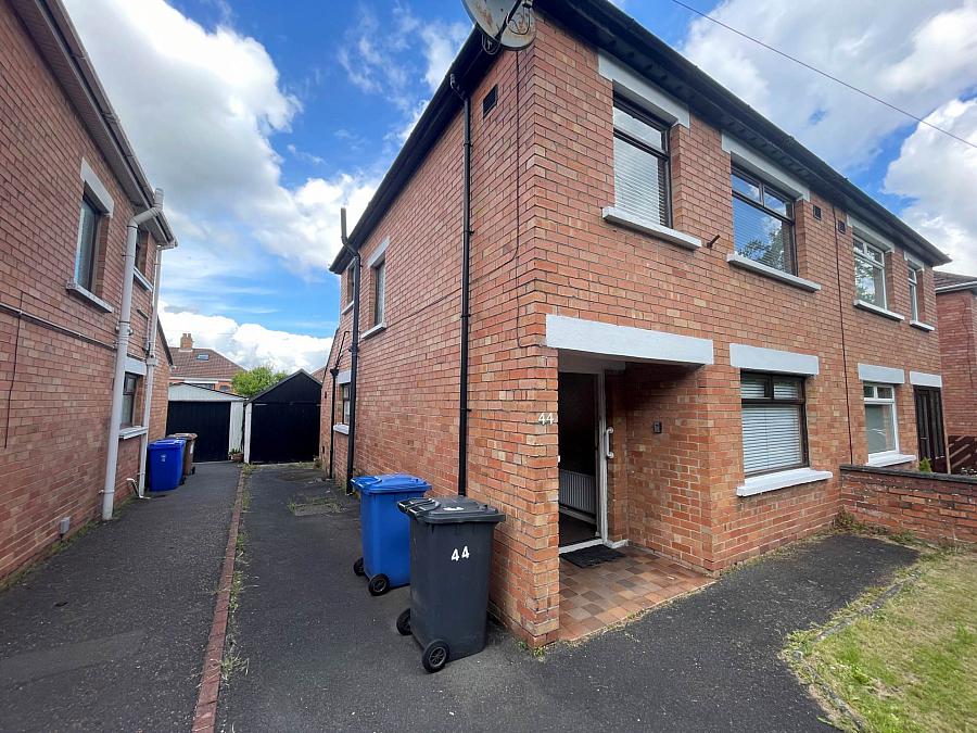 44 Rochester Road, belfast, BT6 9PA