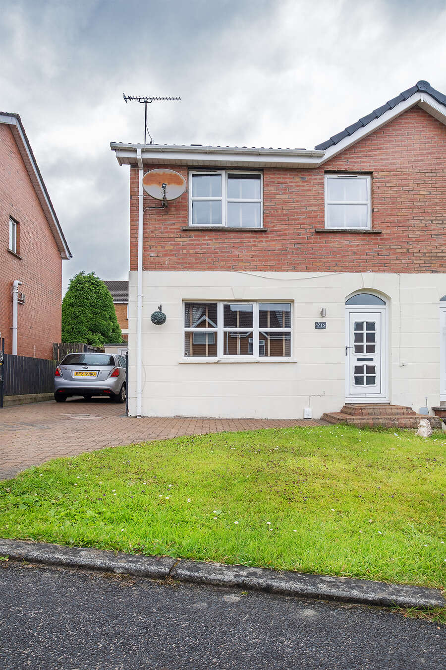 15 Lyndhurst Place, Belfast, belfast, BT13 3XU