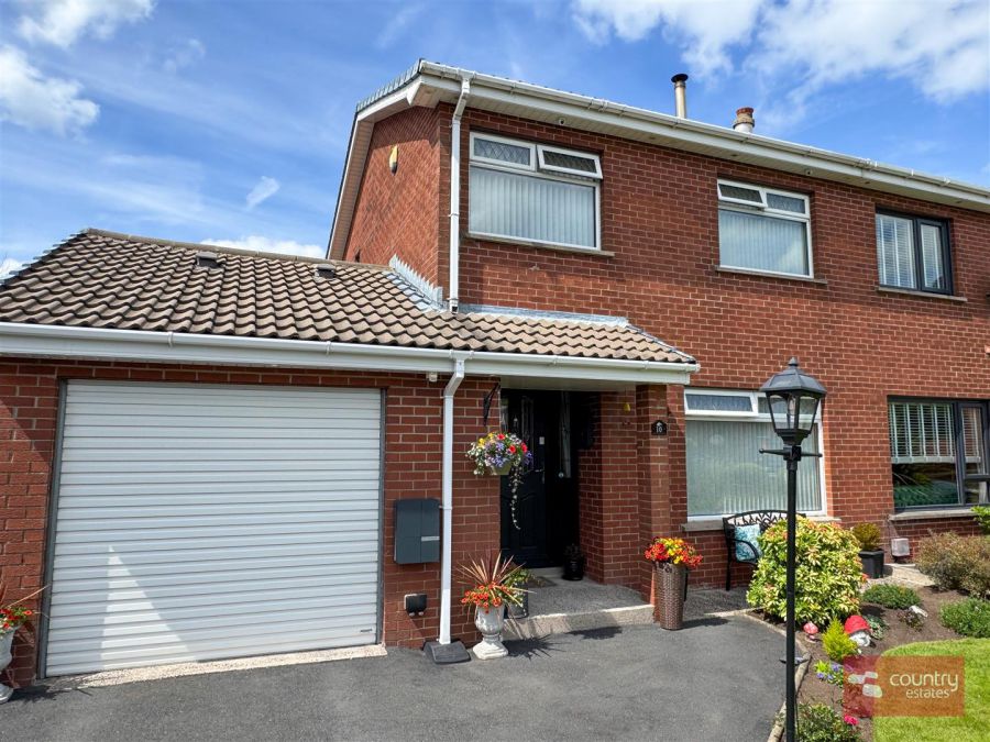 10 Grange Valley Green, ballyclare, BT39 9HD