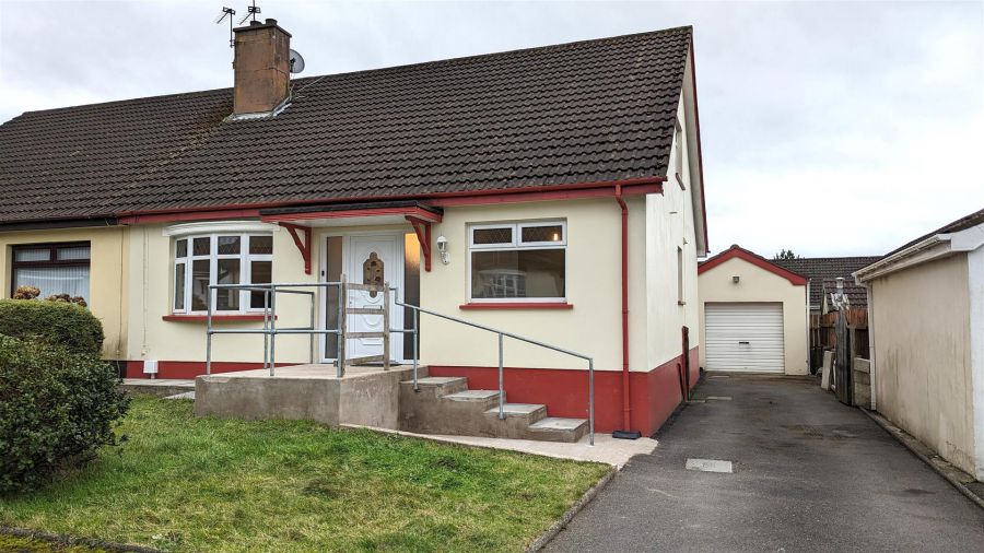 160 Brantwood Gardens, antrim, BT41 1HS