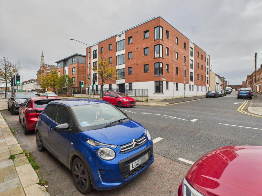 2, 35 Castlereagh Street, Belfast, BT5 4AY
