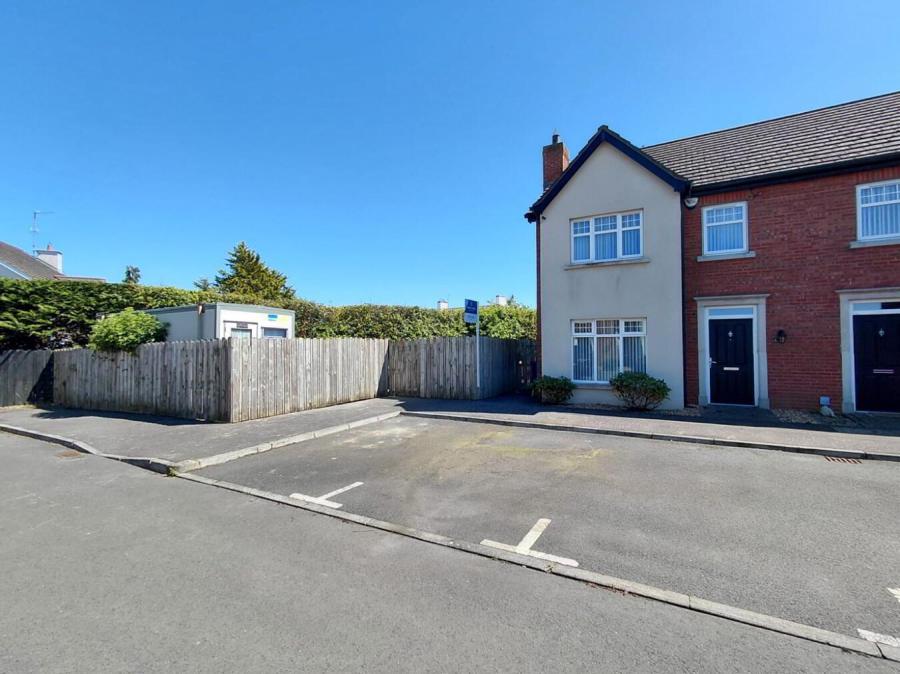 7 Beechfield Hall, dollingstown, BT66 7UR