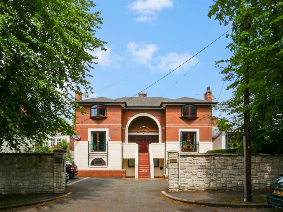 Apt 3, 82a South Parade, ravenhill / ormeau, belfast, BT7 2GQ