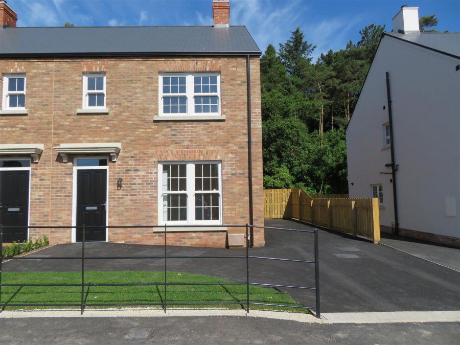 16 Foxwood Hall, lurgan, BT66 7XS