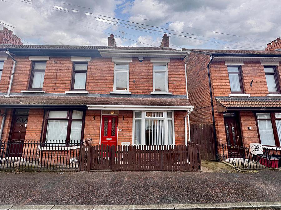 13 Oakmount Drive, Belfast, BT15 3RE