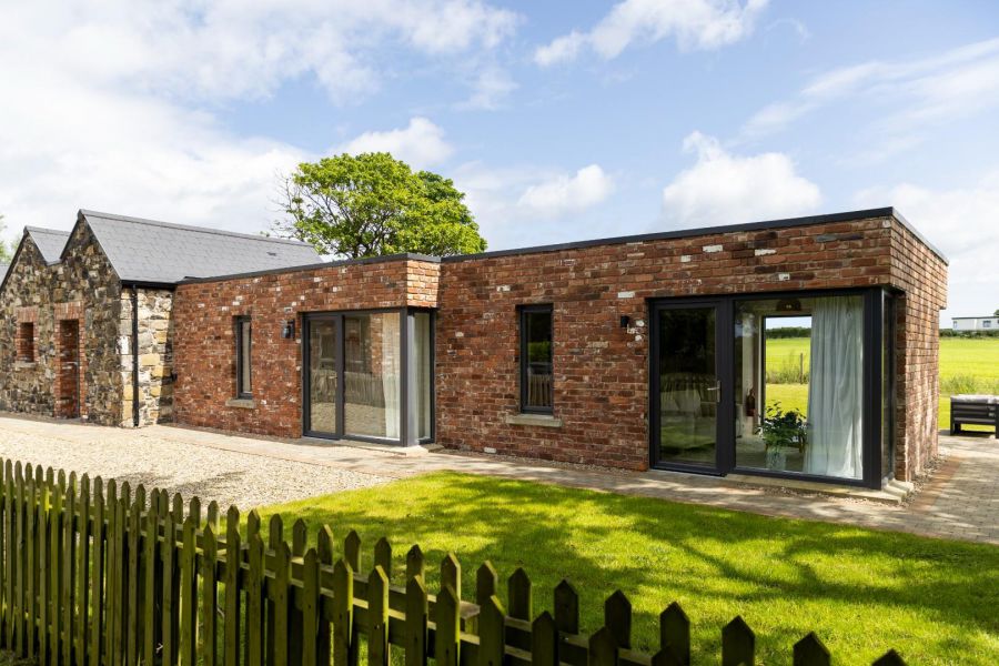 The Byre 5 Corrstown Lane, portrush, BT56 8FX