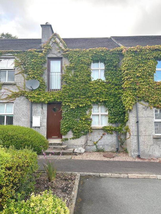 5 Roden Court, bryansford, newcastle, BT33 0RE