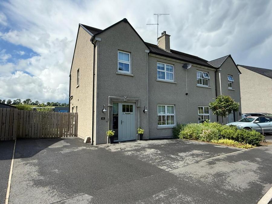 12 Crewroe Avenue, armagh, BT60 4PJ