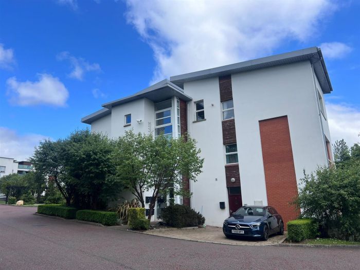 Apt 54, 2 Old Brewery Lane, glen road, belfast, BT11 8QZ