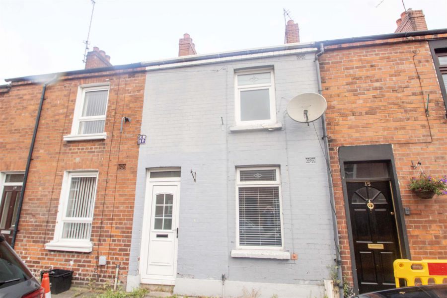 17 John Street, west belfast, off falls road, BT12 4AG