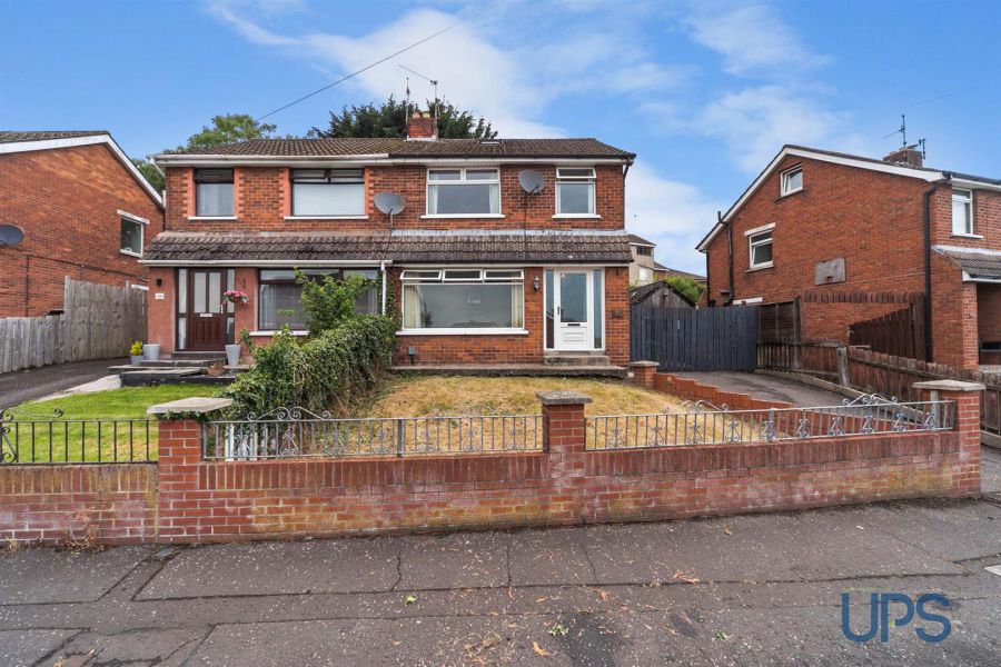 148 Stewartstown Park, west belfast, belfast, BT11 9GN