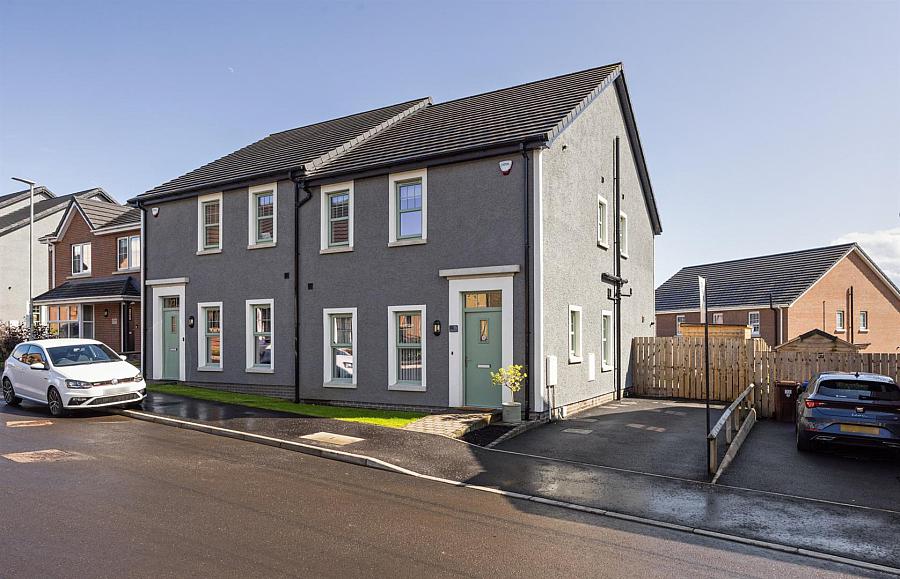 15 Belmont Hall Way, antrim, BT41 1FA