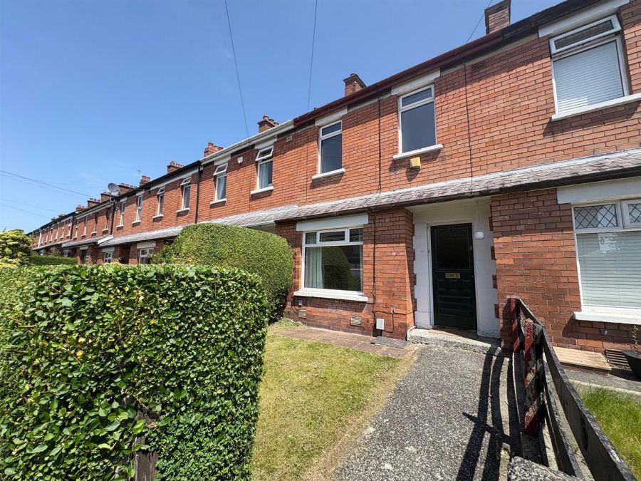 24 Eastleigh Crescent, ballyhackamore, belfast, BT5 6HT