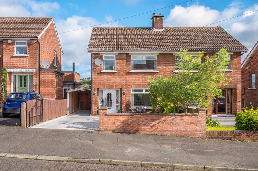 22 North Sperrin, belfast, BT5 7HU