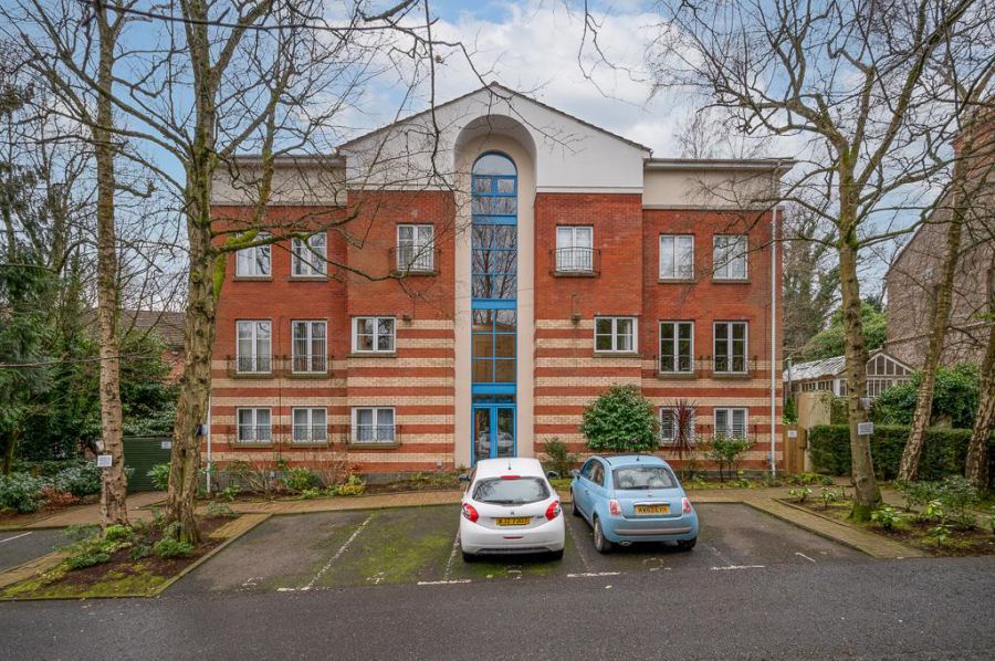 Flat 2 Holyrood Manor, 5 holyrood, belfast, BT9 5DA
