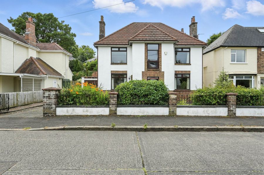 26 Mount Eden Park, malone, belfast, BT9 6RB