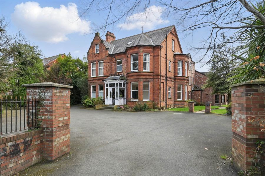 Apartment, 2 Huntingdale House, annadale, 20 annadale avenue, belfast, BT7 3JH