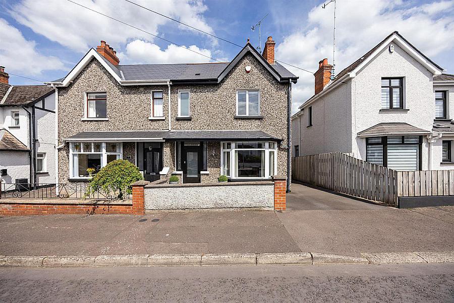 3 Donegall Park, finaghy, belfast, BT10 0HH