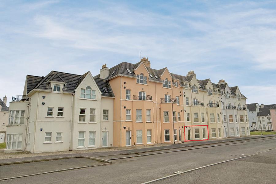 32 West Strand Avenue, portrush, BT56 8FD