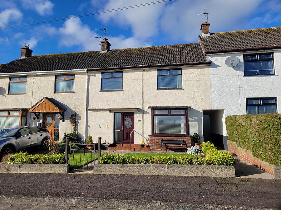 14 Dromaine Drive, larne, BT40 2JB